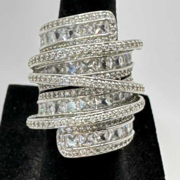 Silver Tone & CZ Statement Ring The Lubiana Size 5.5 - Picture 2 of 8